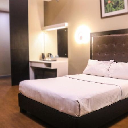 The Lucky 9 Budget Hotel Tagum Экстерьер фото
