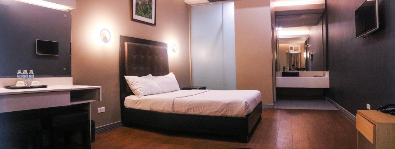 The Lucky 9 Budget Hotel Tagum Экстерьер фото